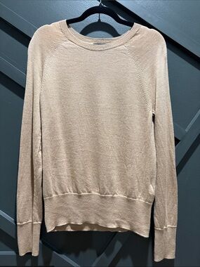 Banana Republic 100% Merino Wool Sweater Beige Crewneck